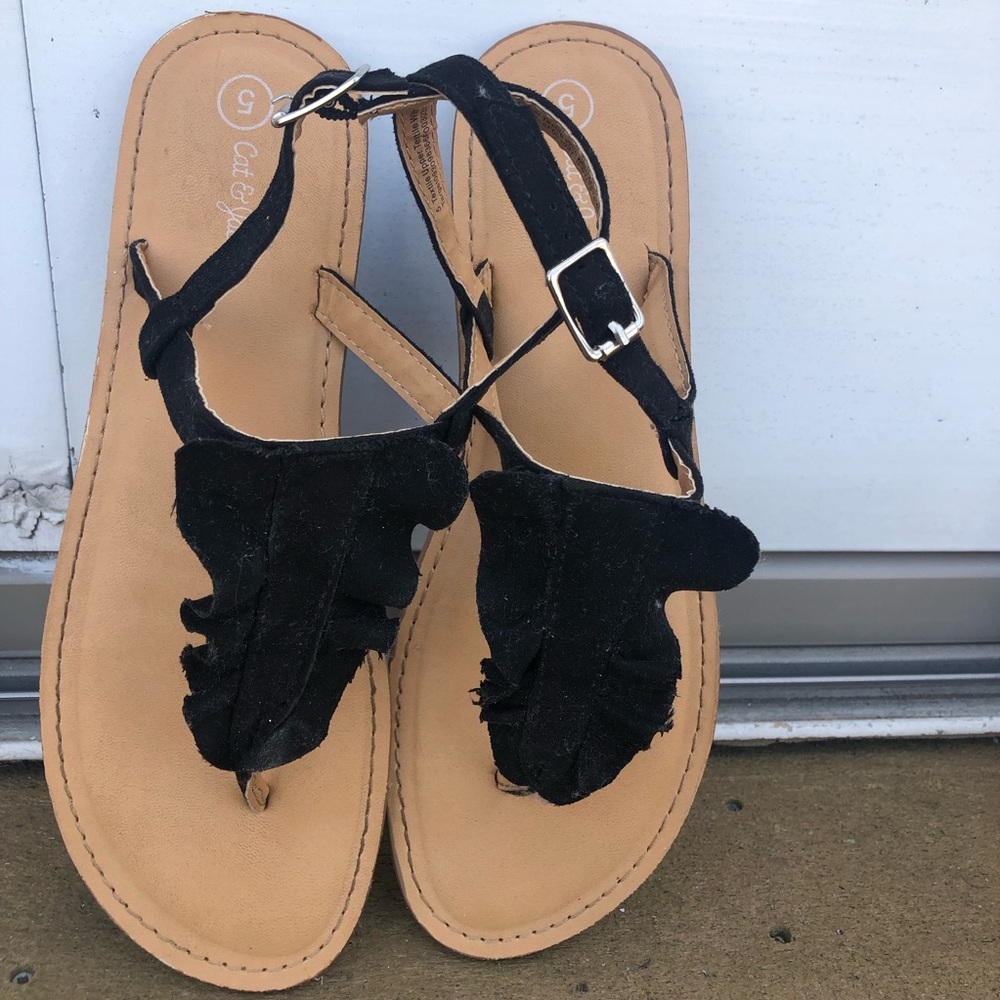 Girls SANDALS SIZE 5 CAT AND JACK